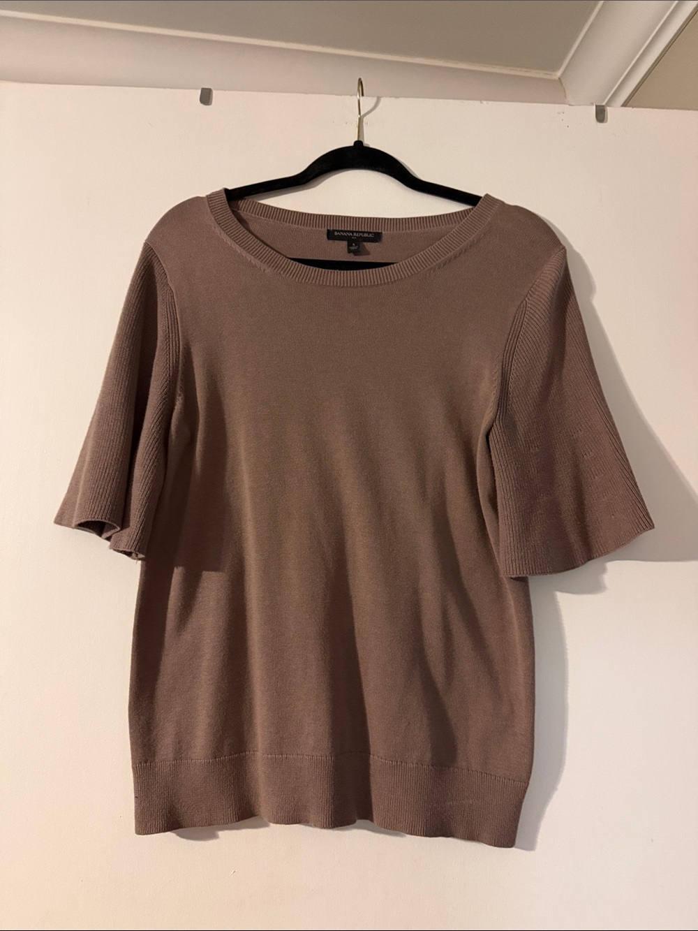 Banana Republic Taupe Knit Short Sleeve Top